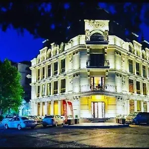 istanbul-express-baku-hotel-baki-ehri-akheliyev-kk-74.aboutbakuhotels.com/