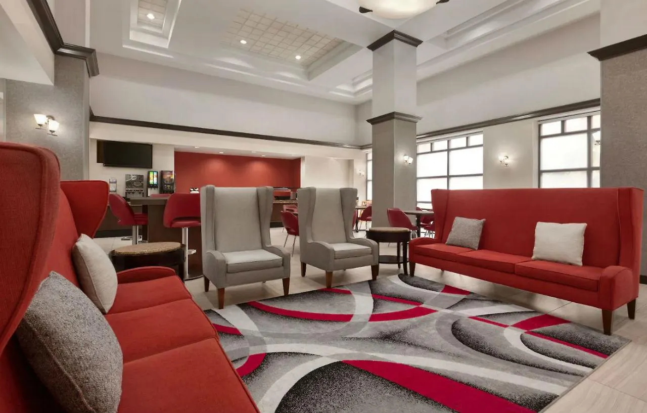 Ramada By Wyndham Suites Orlando Airport- Free Airport Shuttle