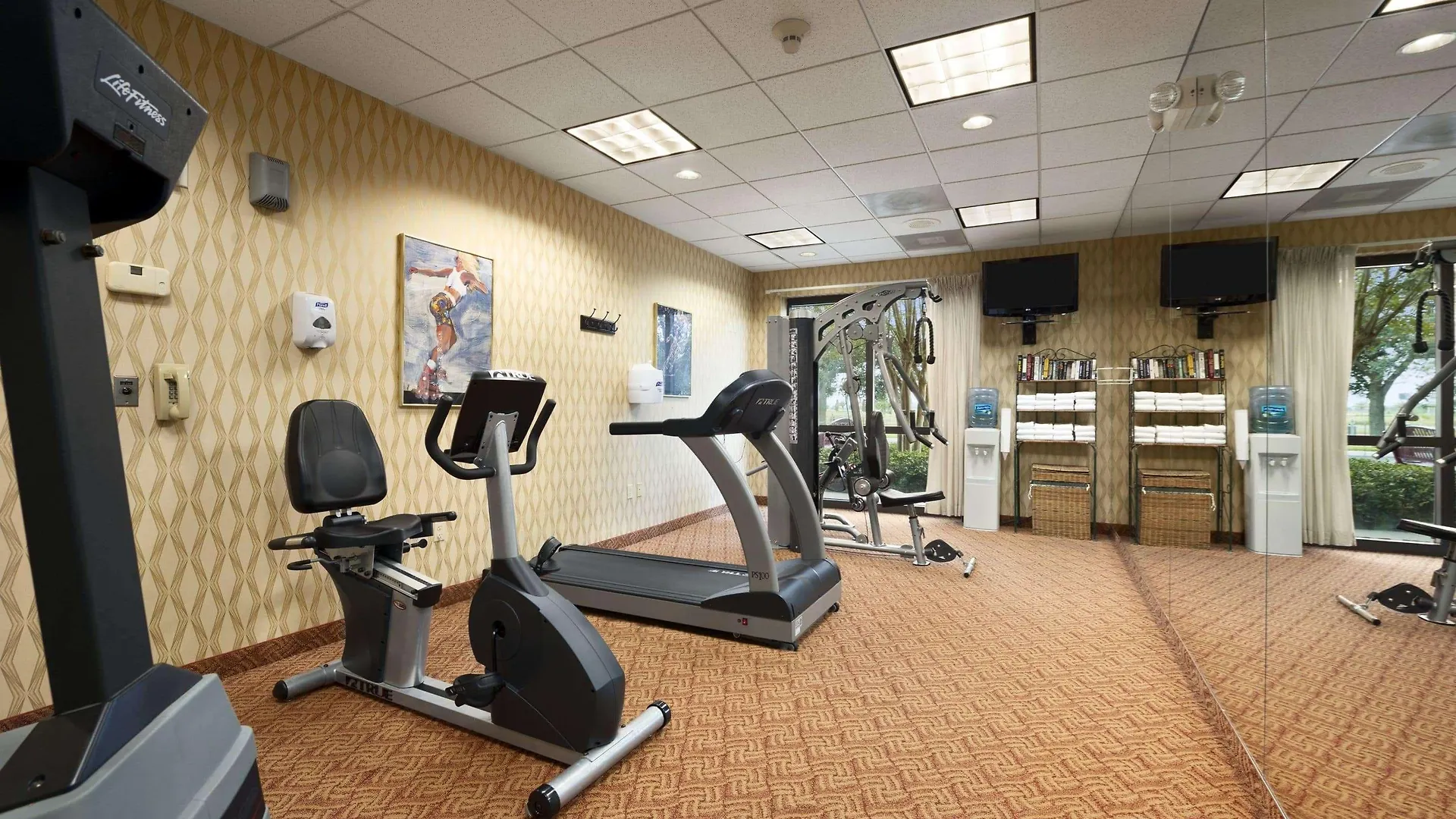 Ramada By Wyndham Suites Orlando Airport- Free Airport Shuttle Hotel