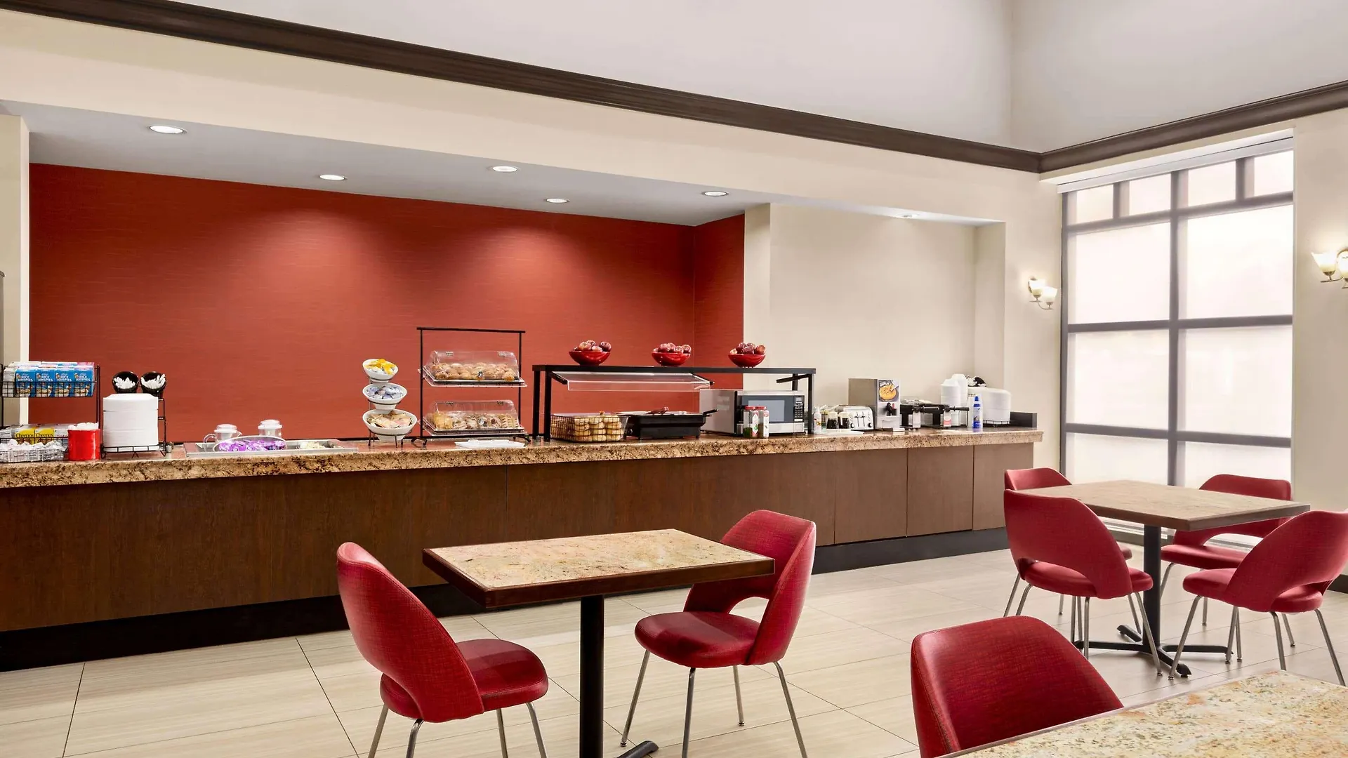 Ramada By Wyndham Suites Orlando Airport- Free Airport Shuttle United States