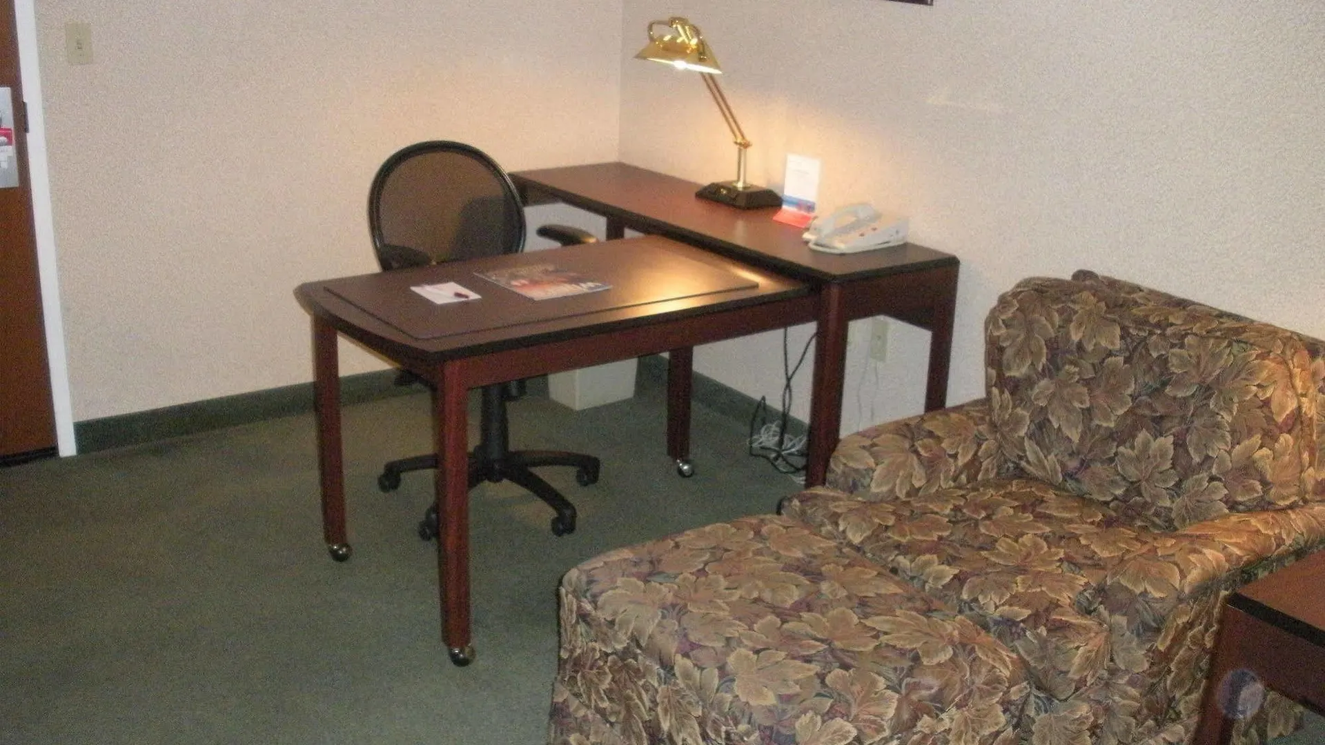 Ramada By Wyndham Suites Orlando Airport- Free Airport Shuttle United States